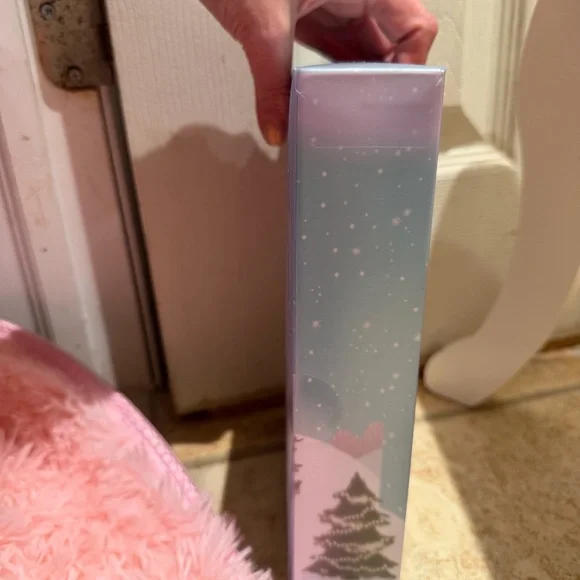 Beauty Concepts by Nicole Miller Lip Balm Collection - Picture 3 of 7